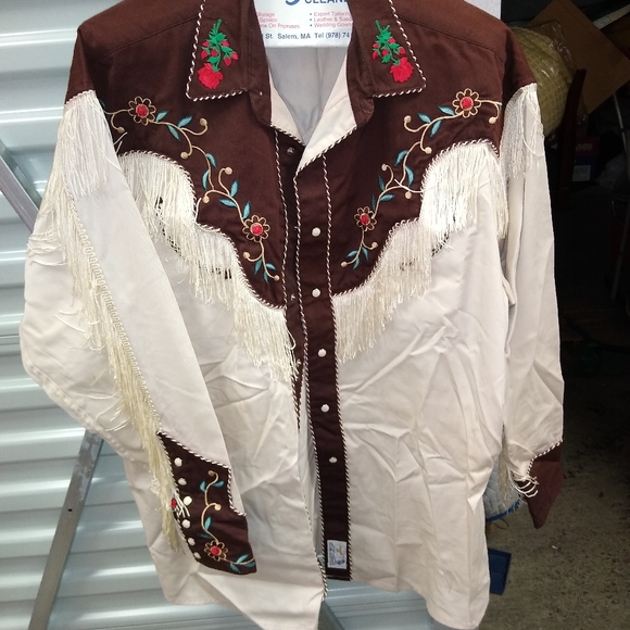 Western and Cowboy and Show and Reenactment Period clothing - Picture 7 of 16